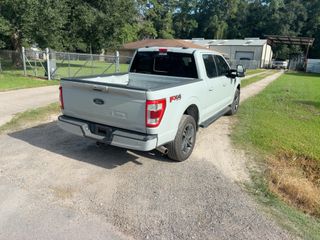 2023 Ford F-150 LARIAT - Exterior Rear Right Corner Image